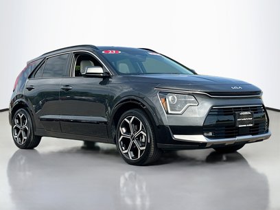 Used 2023 Kia Niro EX Touring