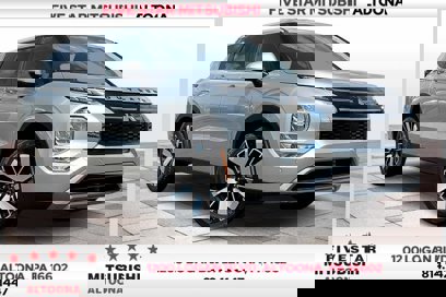 New 2025 Mitsubishi Outlander SE
