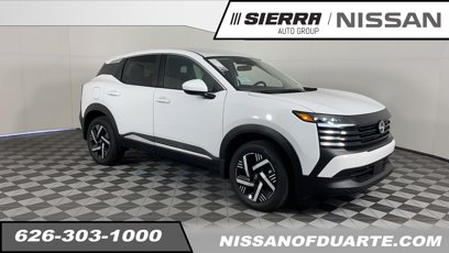 New 2025 Nissan Kicks SV