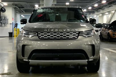 New 2025 Land Rover Discovery S