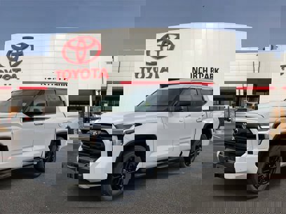 Used 2022 Toyota Tundra SR5