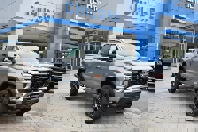 New 2024 GMC Canyon Elevation w/ Elevation Premium Package