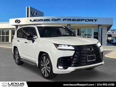 Used 2023 Lexus LX 600 4WD w/ Luxury Package
