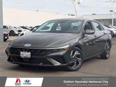 Used 2025 Hyundai Elantra SEL