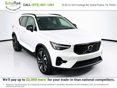 Used 2025 Volvo XC40 B5 Plus