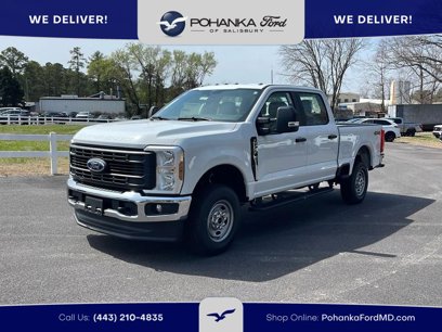 New 2025 Ford F250 XL w/ XL Chrome Package