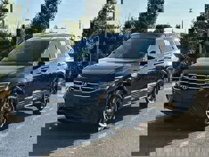 Used 2022 Volkswagen Tiguan SE