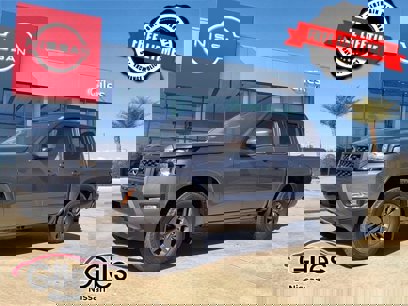 New 2025 Nissan Frontier SV