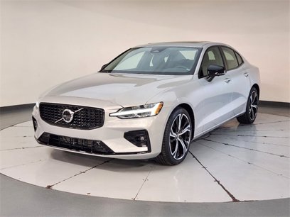 New 2025 Volvo S60 B5 Plus w/ Protection Package Premier