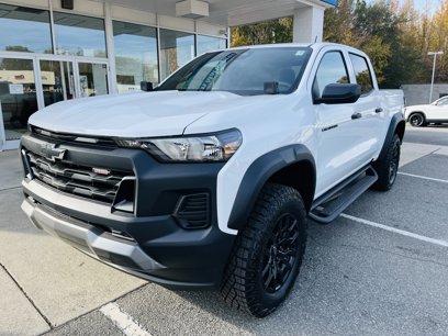 New 2024 Chevrolet Colorado Trail Boss w/ Advanced Trailering Package
