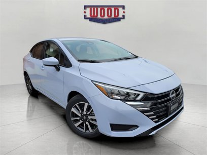 New 2025 Nissan Versa SV w/ Trunk Package
