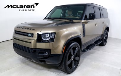Used 2025 Land Rover Defender 130 X-Dynamic SE
