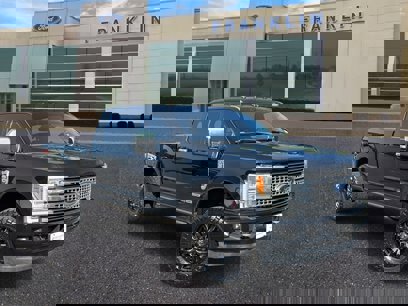Certified 2017 Ford F350 Platinum w/ Platinum Ultimate Package