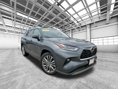 Used 2021 Toyota Highlander Platinum