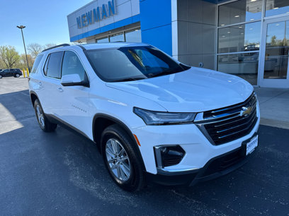 Used 2023 Chevrolet Traverse LT