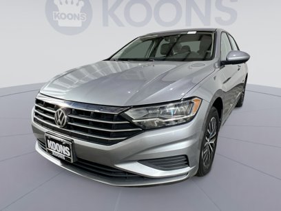 Used 2020 Volkswagen Jetta SE w/ SE Cold Weather Package