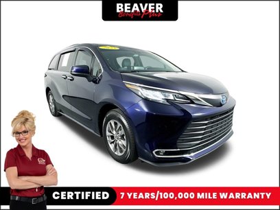 Used 2023 Toyota Sienna XLE