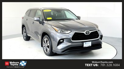Used 2022 Toyota Highlander XLE