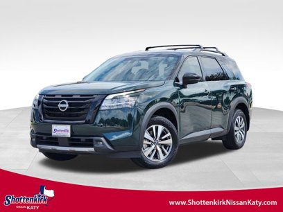 Used 2024 Nissan Pathfinder SL w/ Black Appearance Package