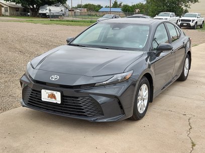 New 2025 Toyota Camry LE w/ Convenience Package