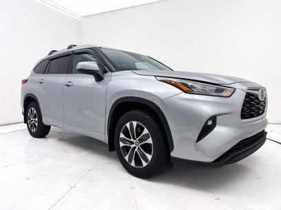 Used 2021 Toyota Highlander XLE