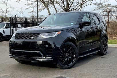 New 2025 Land Rover Discovery Dynamic SE