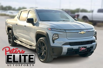 New 2025 Chevrolet Silverado EV LT