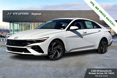 New 2025 Hyundai Elantra SEL