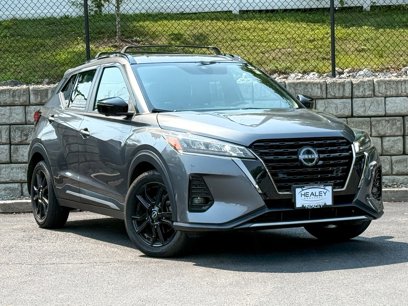Used 2022 Nissan Kicks SR w/ Premium Package