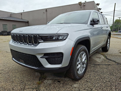 New 2025 Jeep Grand Cherokee Laredo X
