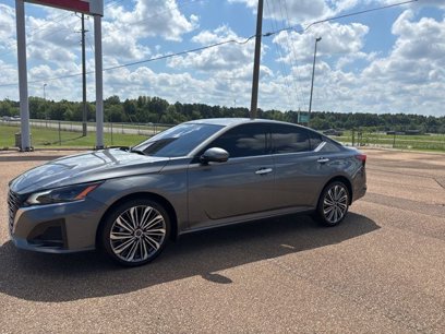 Certified 2025 Nissan Altima 2.5 SL