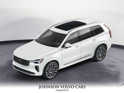 New 2025 Volvo XC90 T8 Plus w/ Protection Package Premier