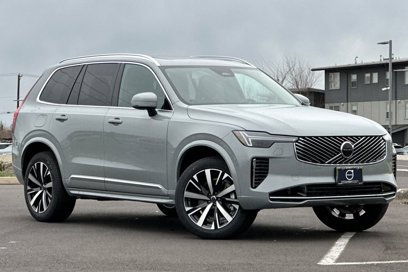 New 2025 Volvo XC90 B6 Core w/ Protection Package Premier