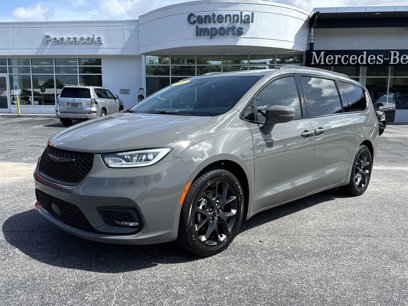 Used 2021 Chrysler Pacifica Touring-L w/ S Appearance Package