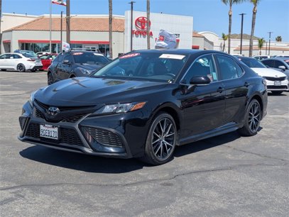 Used 2023 Toyota Camry SE