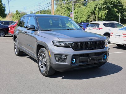 Used 2024 Jeep Grand Cherokee Trailhawk