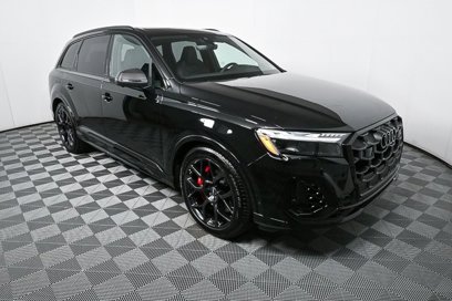 New 2025 Audi SQ7 Prestige