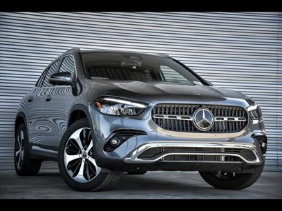New 2025 Mercedes-Benz GLA 250 4MATIC