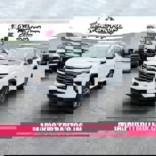 New 2025 Chevrolet Traverse LT w/ Driver Confidence Package