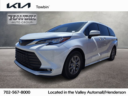 Used 2022 Toyota Sienna XLE