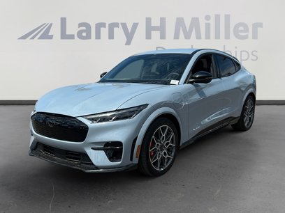 New 2025 Ford Mustang Mach-E GT