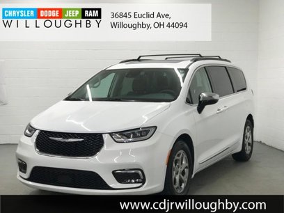 Used 2023 Chrysler Pacifica Limited