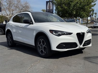 New 2025 Alfa Romeo Stelvio Sprint