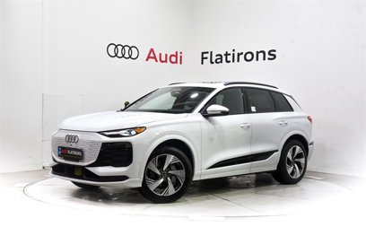 New 2025 Audi Q6 e-tron Premium
