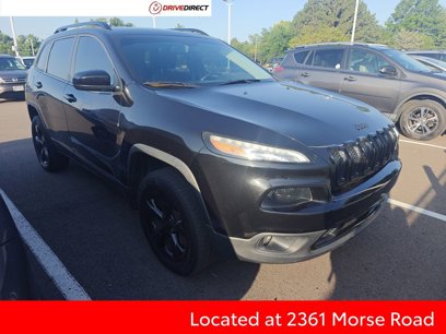 Used 2016 Jeep Cherokee Latitude w/ Comfort/Convenience Group