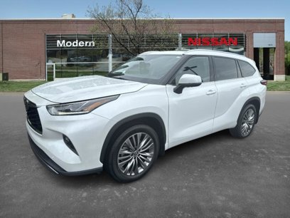 Used 2022 Toyota Highlander Platinum