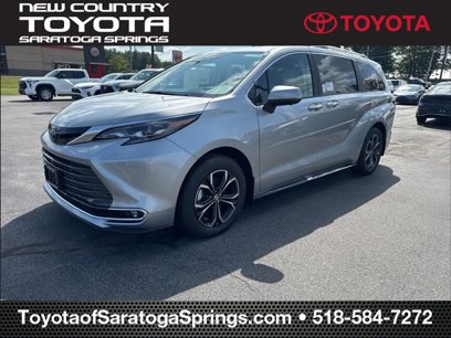 New 2025 Toyota Sienna Platinum