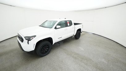 New 2025 Toyota Tacoma SR5