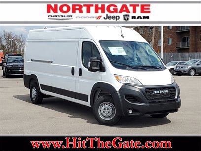 New 2025 RAM ProMaster 2500 w/ Convenience Group