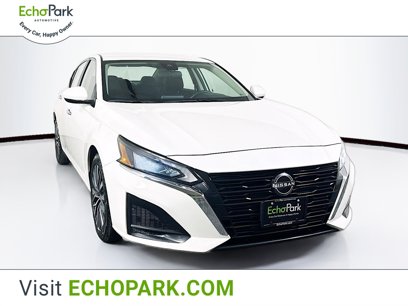 Used 2023 Nissan Altima 2.5 SV